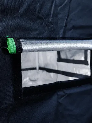 GOOD GROWBOX  80*80*H180CM + DONICZKI 3*11L